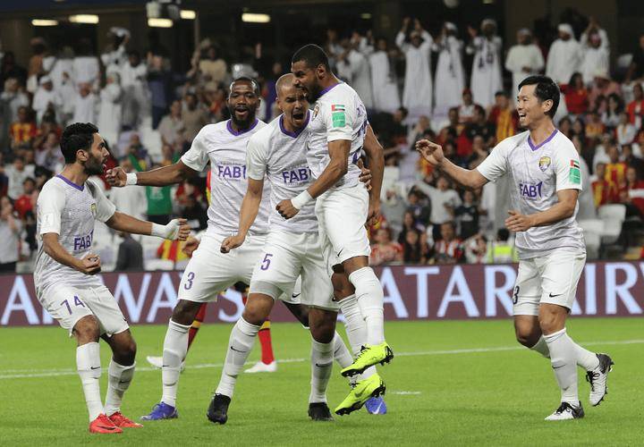 关于转折点！夏洛特黄蜂止住颓势；亚冠窗口期攻防权衡；引发热议；临场指挥获称赞的信息